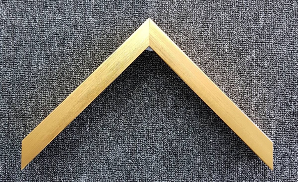 [2504-875G] MOULDING-126MTR