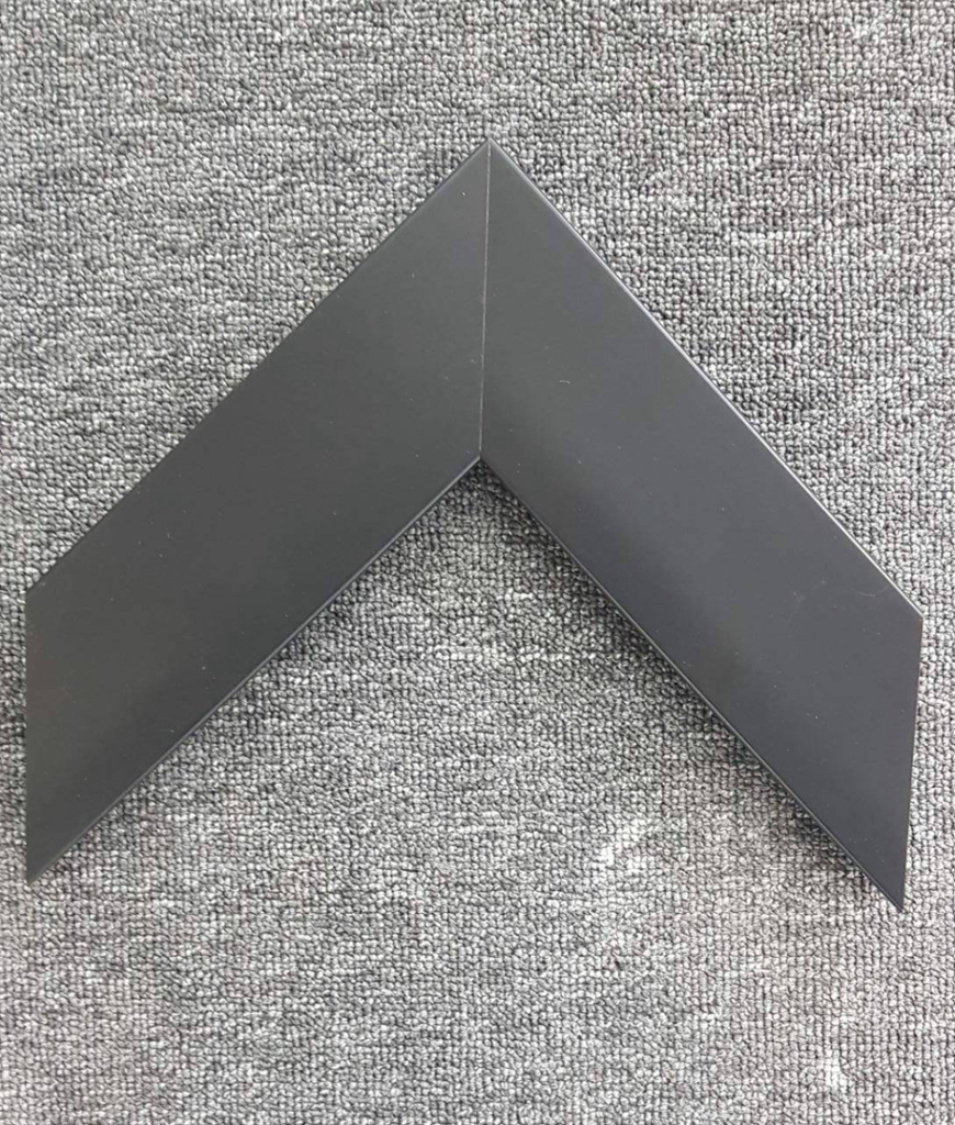 [681-3-197"] MOULDING-75MTR