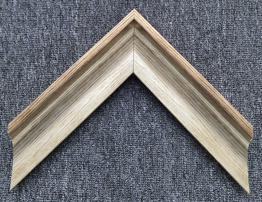 [960-011] MOULDING-54MTR